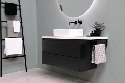 7 Of The Best Black Bathroom Faucets