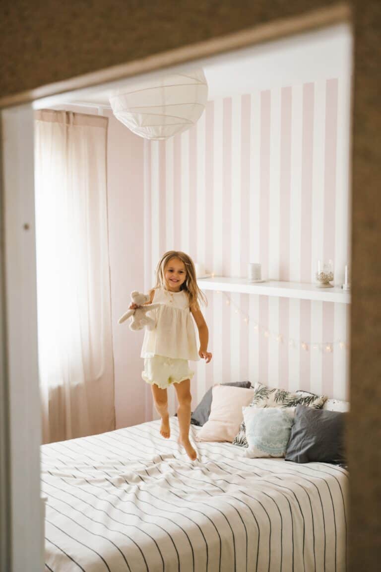 7 Unique Kids Bedroom Curtains